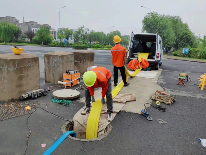 马台街光固化管道修复